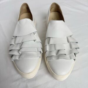 Seychelles Quake White Leather Ruffle Slip On Sneakers Flats Women’s 7.5 Boho